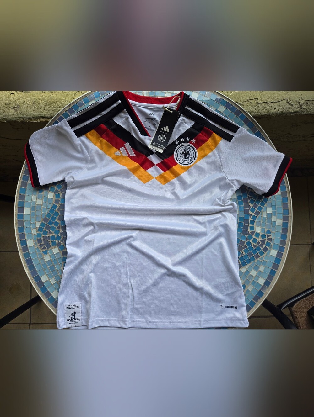 [NWT] Adidas Germany 2026 Home Football Jersey - Women's SMALL